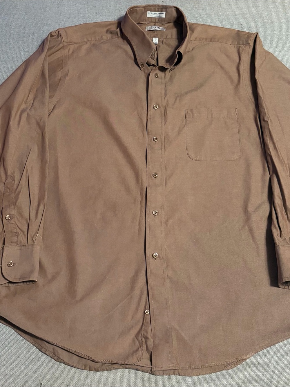 Izod Men's Tan/Brown Button-Front Dress Shirt